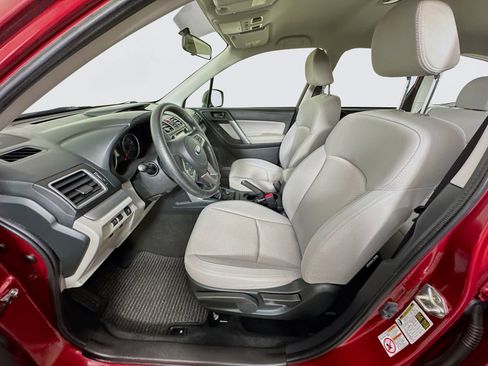 Used 2018 Subaru Forester 2.5i AWD/4WD image 19