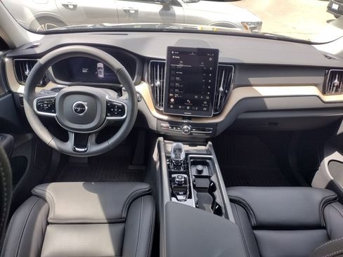 New 2026 Volvo XC60 B5 Ultra w/ Protection Package Premier image 13
