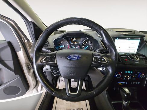 Used 2017 Ford Escape Titanium w/ Equipment Group 301A AWD/4WD image 13