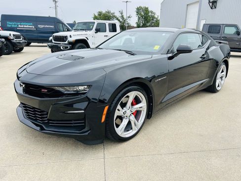 Used 2022 Chevrolet Camaro SS RWD image 27