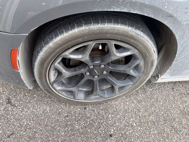 Used 2019 Chrysler 300 S RWD image 2