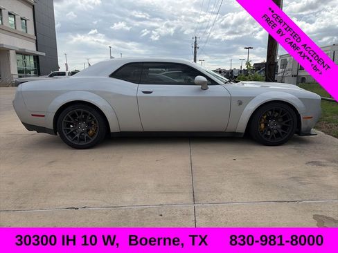 Used 2020 Dodge Challenger SRT Hellcat image 2
