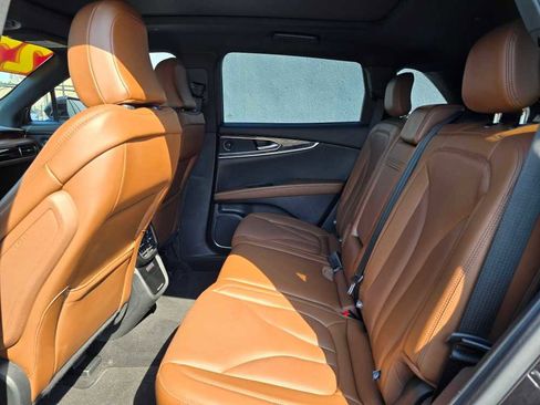 Used 2022 Lincoln Nautilus Reserve w/ Equipment Group 201A image 24