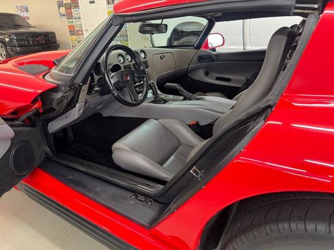 Used 1994 Dodge Viper RT/10 RWD image 6