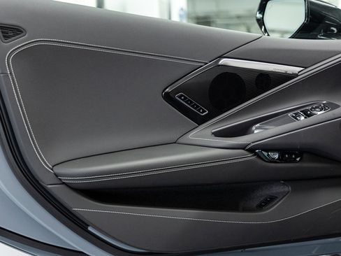 Used 2025 Chevrolet Corvette Z06 w/ Stealth Interior Trim Package image 23