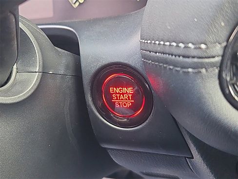 Certified 2024 Honda HR-V LX image 18