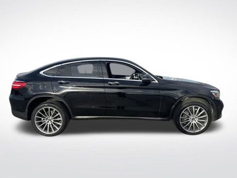 Used 2019 Mercedes-Benz GLC 300 4MATIC Coupe image 4