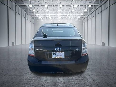 Used 2010 Toyota Prius Two FWD image 4