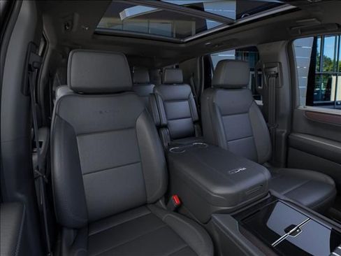 New 2026 GMC Yukon Denali w/ Sun & Power Step Package image 16