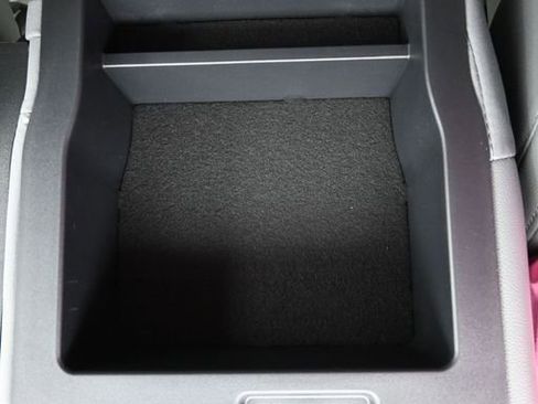 New 2026 Ford F250 XL w/ XL Chrome Package image 23