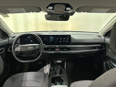 Certified 2025 Kia K4 EX FWD image 18