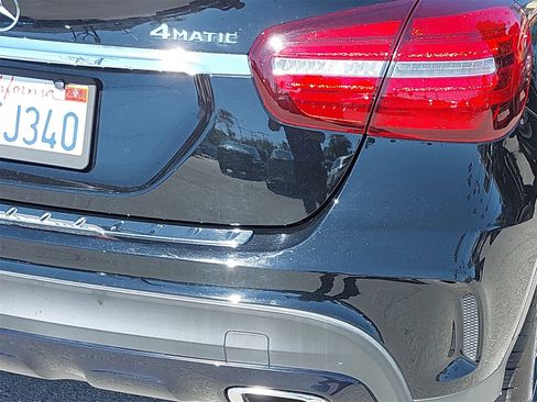 Used 2019 Mercedes-Benz GLA 250 4MATIC image 36