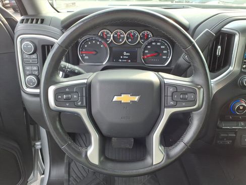 Used 2021 Chevrolet Silverado 2500 LT w/ Convenience Package image 19