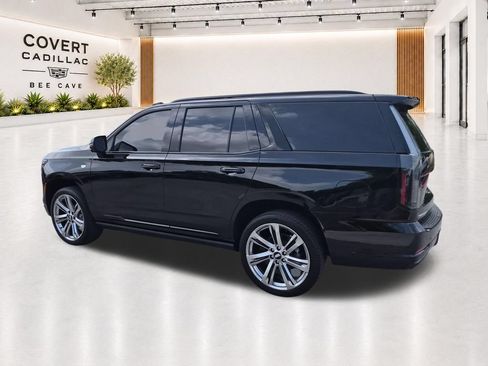 Certified 2026 Cadillac Escalade Platinum Sport w/ LPO, Floor Liner Package AWD/4WD image 13
