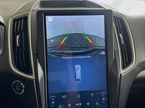 Used 2024 Ford Edge SEL image 22