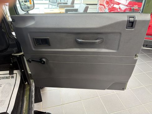 Used 1994 Land Rover Defender 90 image 18