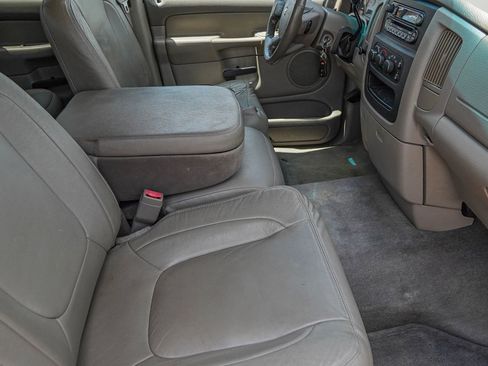 Used 2005 Dodge Ram 1500 Truck SLT image 38