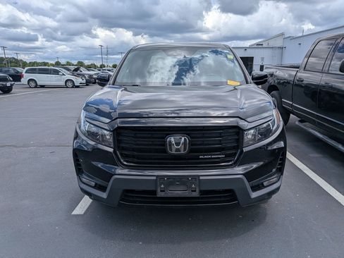 Used 2022 Honda Ridgeline Black Edition image 2