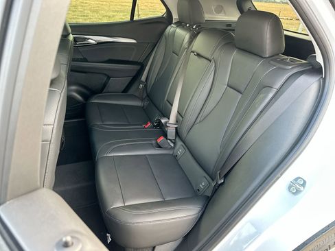 Used 2025 Buick Envision Preferred image 22