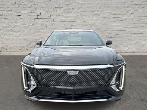 New 2025 Cadillac Lyriq Luxury image 7