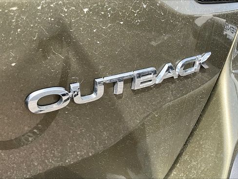 Used 2024 Subaru Outback Premium AWD/4WD image 22