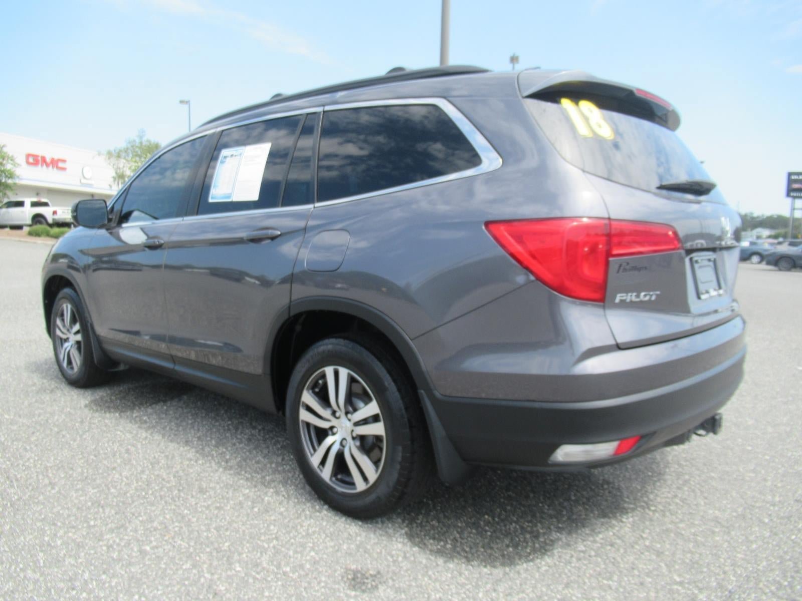 Used 2018 Honda Pilot EX image 5