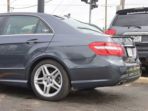 Used 2013 Mercedes-Benz E 350 4MATIC Sedan image 12