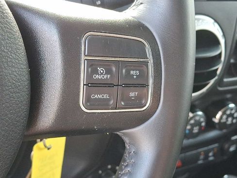 Used 2016 Jeep Wrangler Unlimited Sahara w/ Connectivity Group AWD/4WD image 21