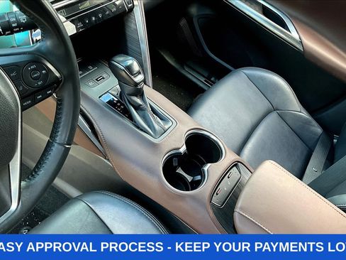 Used 2023 Toyota Venza XLE AWD/4WD image 21