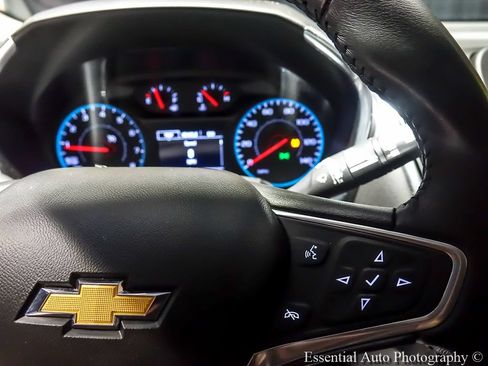 Used 2018 Chevrolet Equinox LT FWD image 15