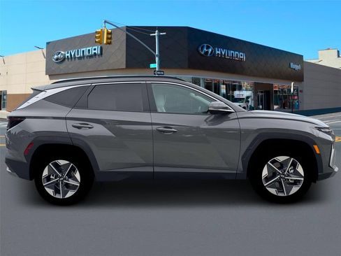 New 2026 Hyundai Tucson SEL AWD/4WD image 9