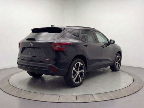 Used 2024 Chevrolet Trax RS image 6