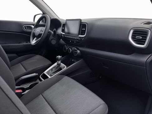 New 2026 Hyundai Venue SE FWD image 15