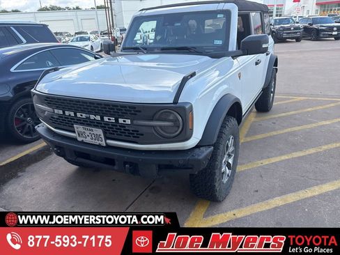 Used 2024 Ford Bronco Badlands AWD/4WD image 1