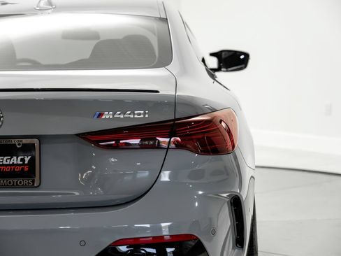 Used 2025 BMW M440i Coupe w/ Premium Package RWD image 55