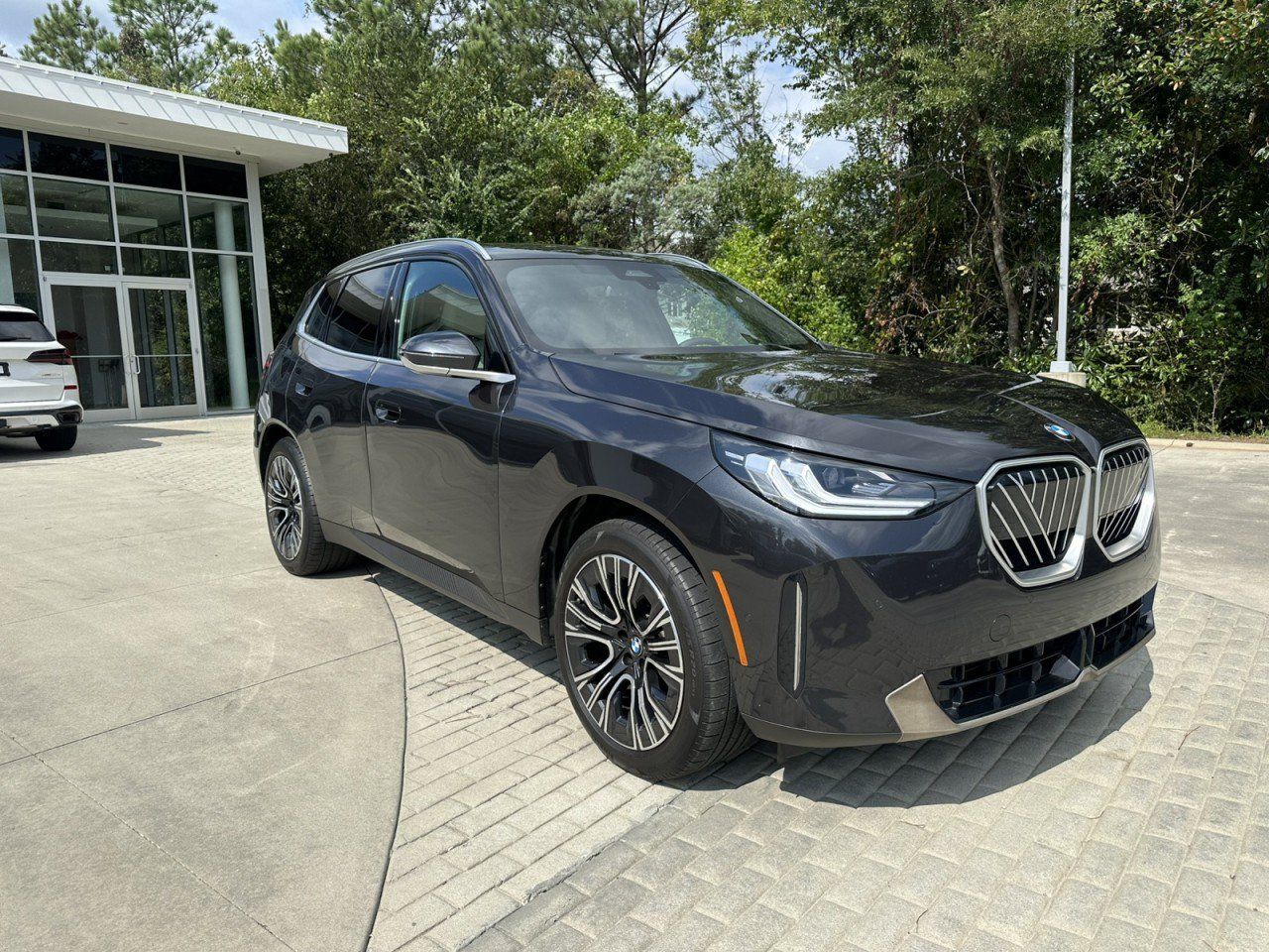 Used 2025 BMW X3 xDrive30i w/ Convenience Package AWD/4WD image 12