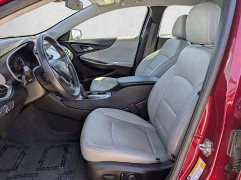 Used 2019 Chevrolet Malibu RS FWD image 15