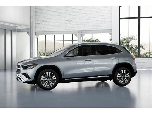 New 2026 Mercedes-Benz GLA 250 4MATIC image 36