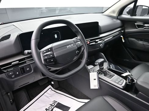 New 2026 Kia Sportage SX FWD image 14