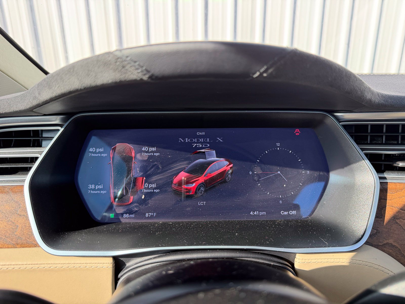 Used 2017 Tesla Model X 75D AWD/4WD image 17