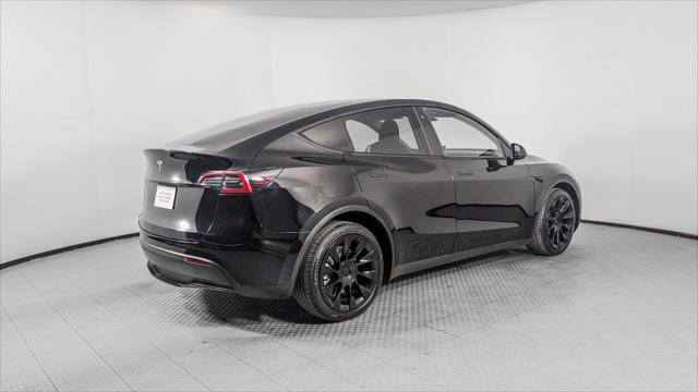 Used 2022 Tesla Model Y Long Range AWD/4WD image 6