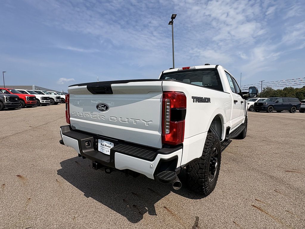 New 2027 Ford F250 XL w/ Tremor Off-Road Package AWD/4WD image 5