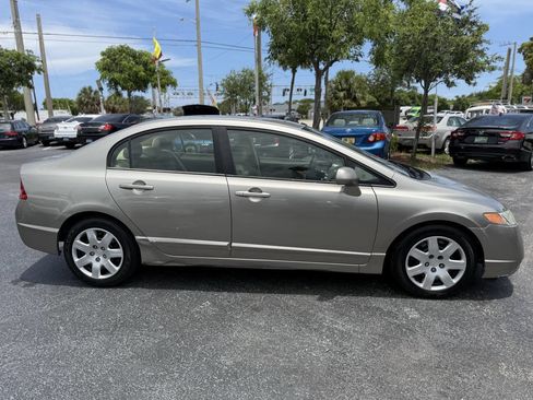 Used 2006 Honda Civic LX image 9