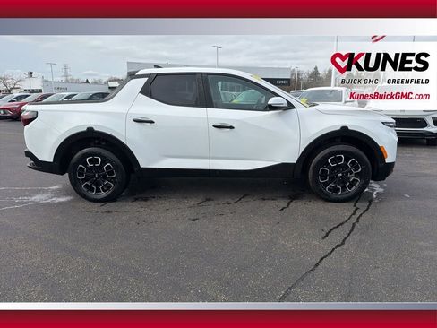 Used 2024 Hyundai Santa Cruz SEL FWD image 4