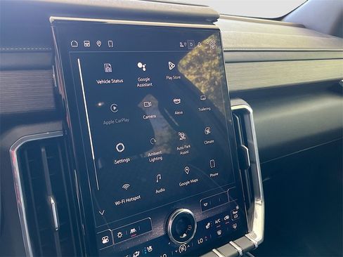 Used 2024 GMC Acadia Denali w/ Super Cruise Package image 15