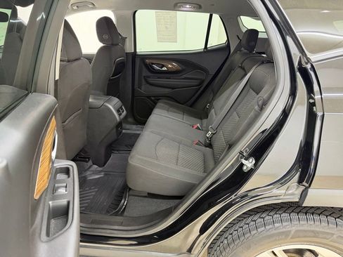 Used 2018 GMC Terrain SLE w/ Driver Convenience Package FWD image 15