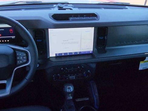 New 2024 Ford Bronco Black Diamond image 16