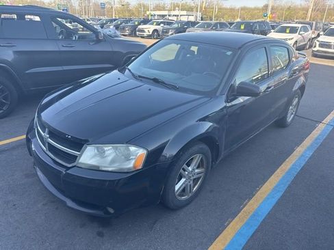 Used 2010 Dodge Avenger R/T FWD image 1