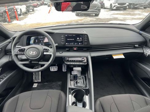 New 2026 Hyundai Elantra SEL Sport Premium FWD image 30