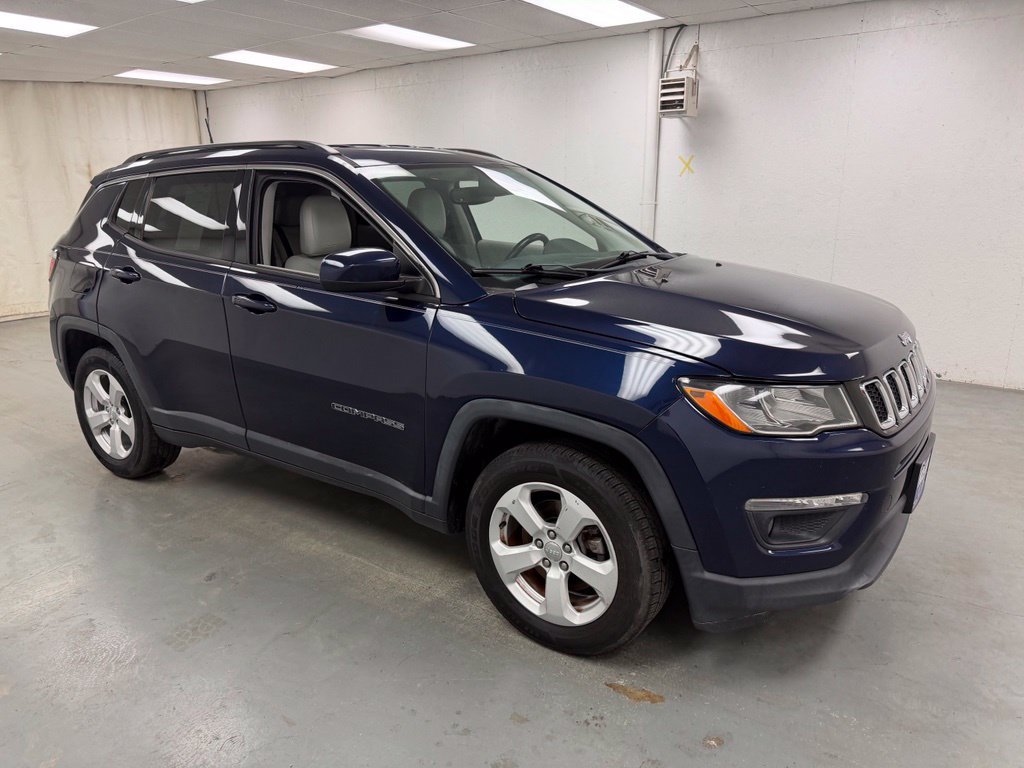 Used 2018 Jeep Compass Latitude w/ Popular Equipment Group FWD image 7